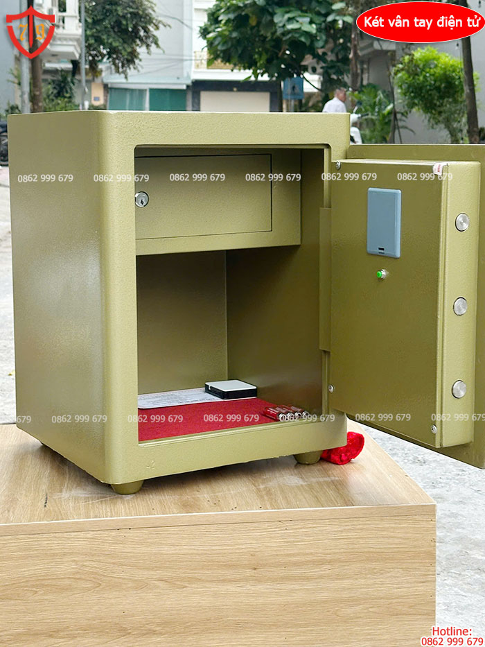 Két sắt vân tay điện tử cao cấp Việt Tiệp VTĐT-VSC76